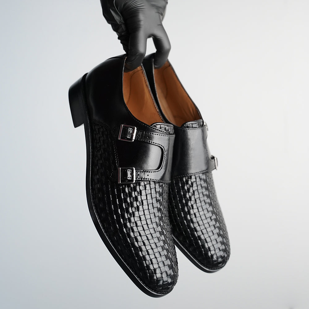The Lykaios Leather Shoe